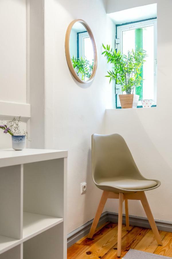 Alfama, Bright And Spacious With Private Terrace, By Timecooler Lisbona