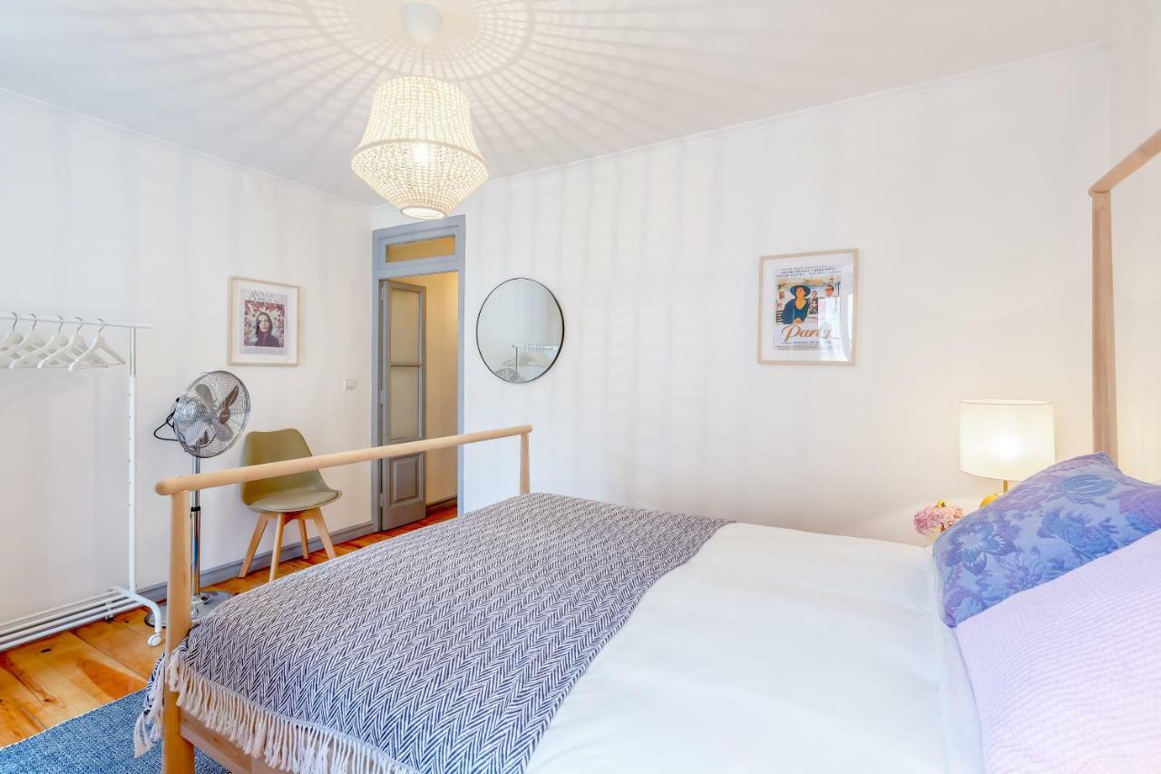 Appartamento Alfama, Bright And Spacious With Private Terrace, By Timecooler Lisbona