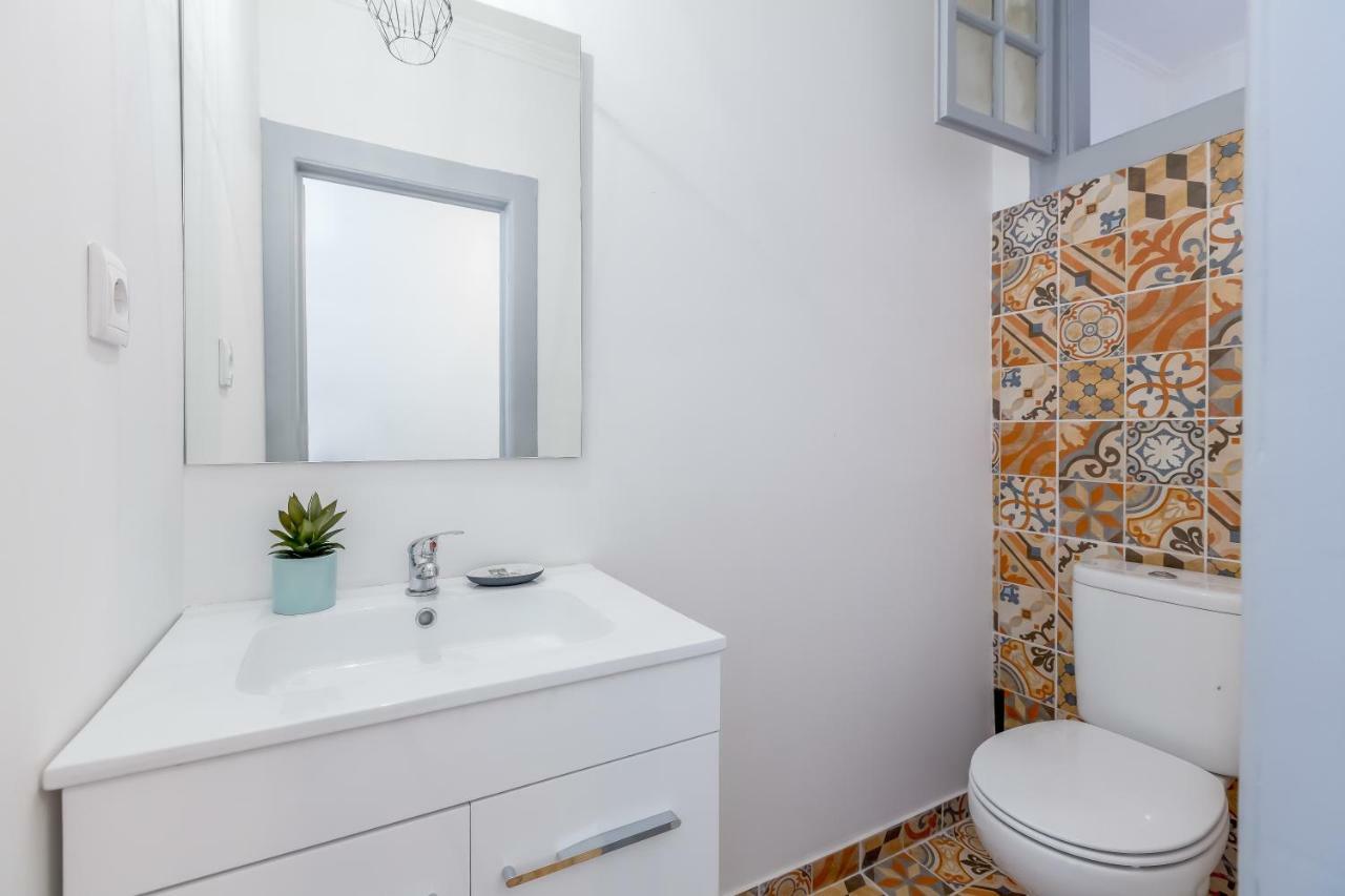 Appartamento Alfama, Bright And Spacious With Private Terrace, By Timecooler *