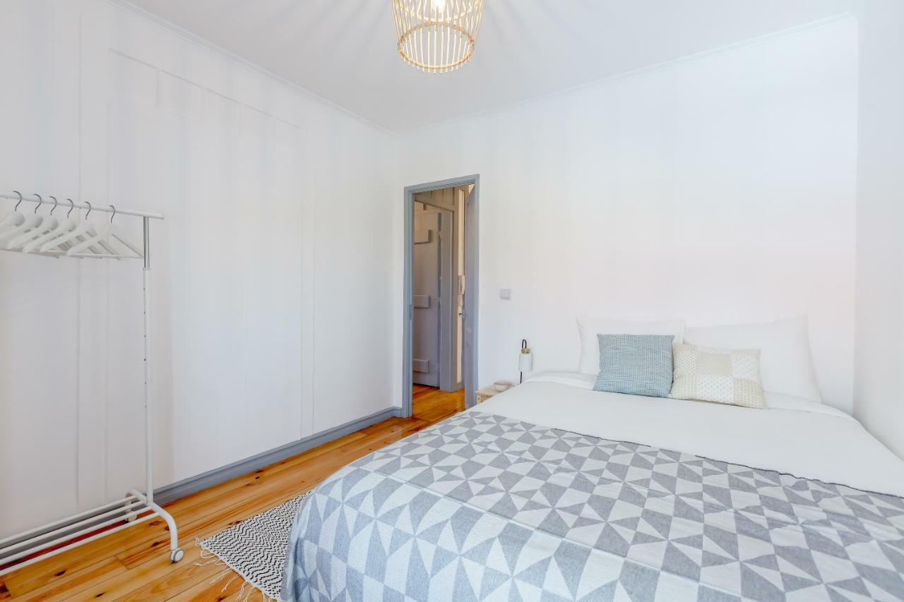 Alfama, Bright And Spacious With Private Terrace, By Timecooler Appartamento Lisbona