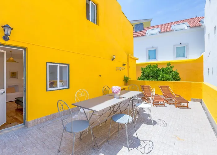 Alfama, Bright And Spacious With Private Terrace, By Timecooler